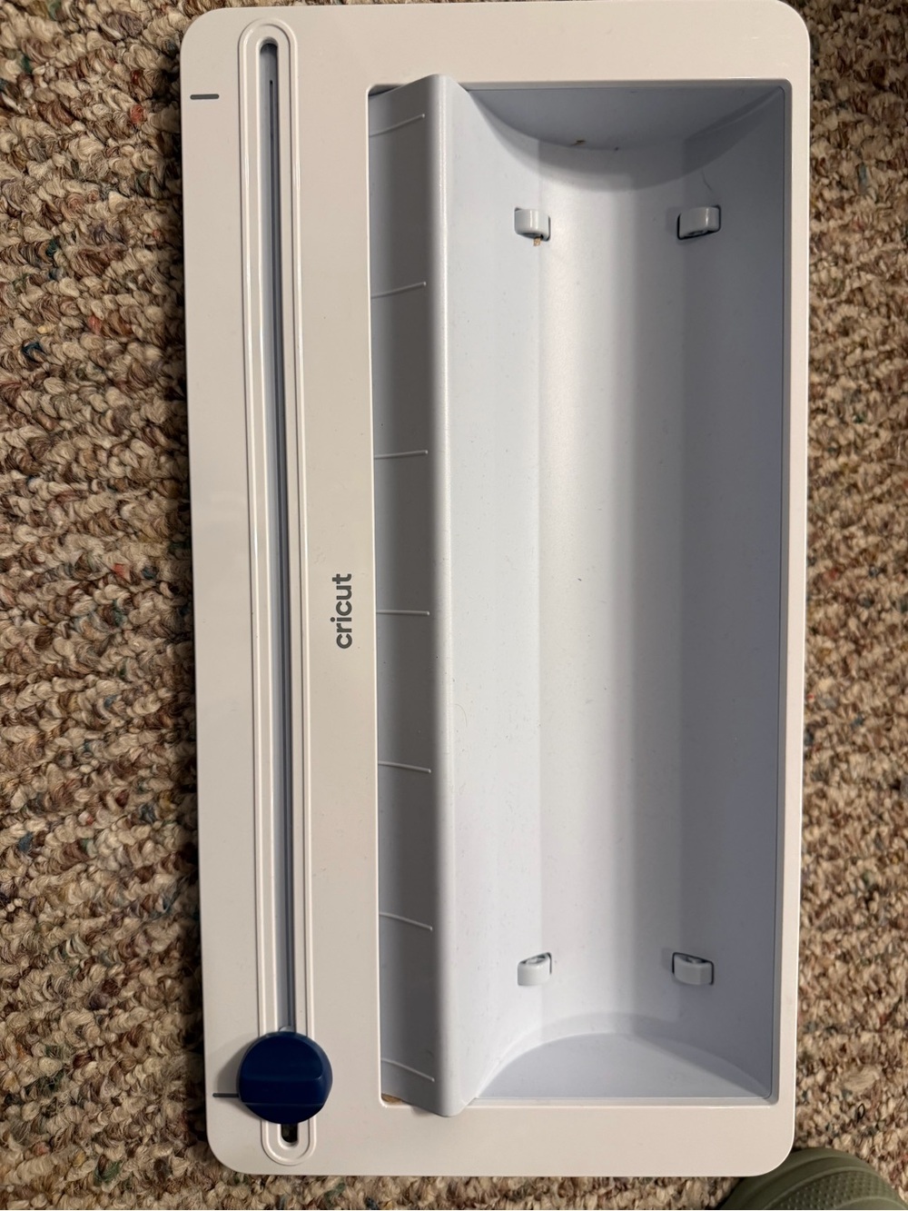 Cricut White and Blue vinyl holder and cutter